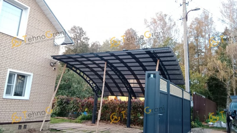 Консольный навес из поликарбоната