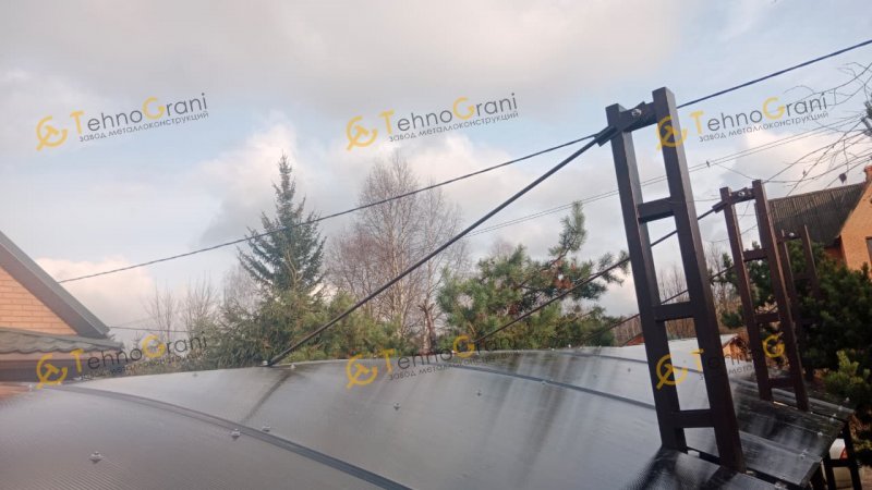 Консольный навес из поликарбоната