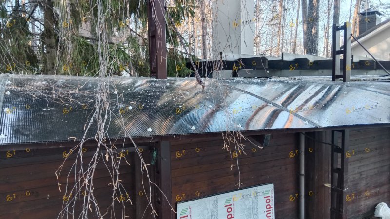 Консольный навес из поликарбоната
