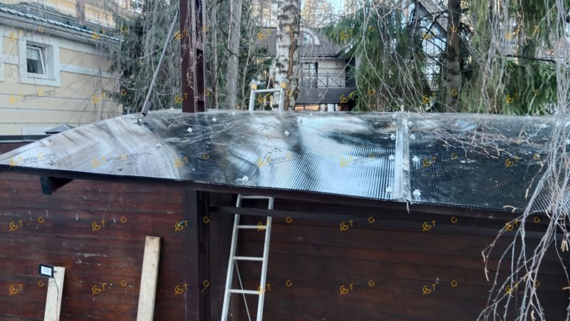 Консольный навес из поликарбоната
