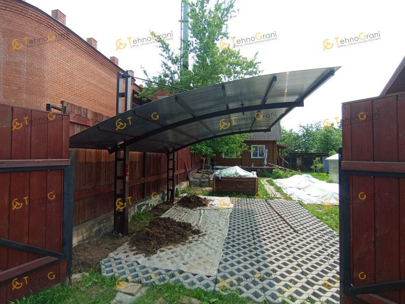 Консольный навес из поликарбоната